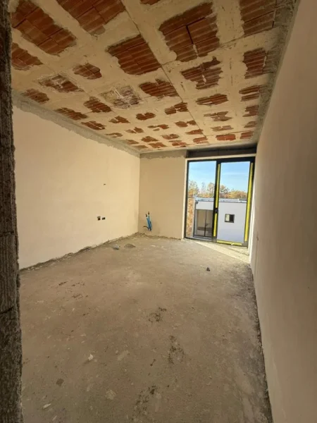 Tirane, shitet Vile 2 Katshe Kati 0, 362 m² 850.000 € (Farke)