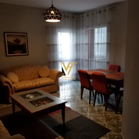 Tirane, jepet me qera apartament 2+1+Ballkon Kati 1, 106 m² 600 € (MINE PEZA)