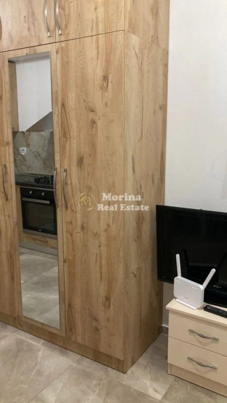 Tirane, jepet me qera garsonier Kati 1, 30 m² 300 € (Ali Demi)