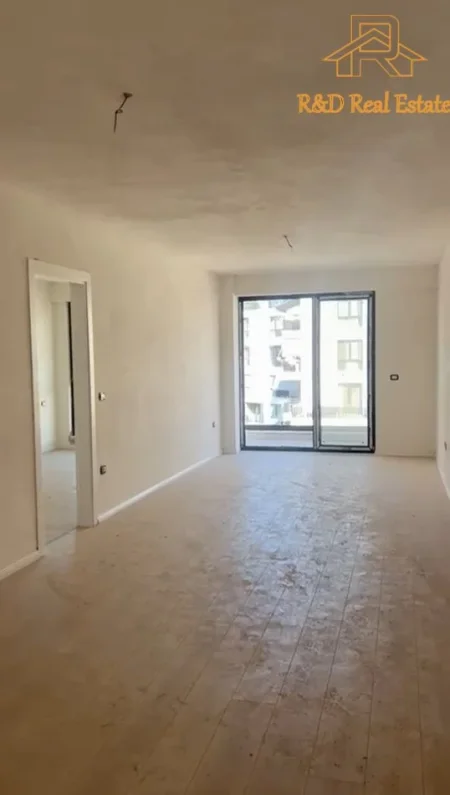 Tirane, shitet apartament 1+1+Ballkon Kati 8, 79 m² 128.000 € (Garden Residence Turdiu)