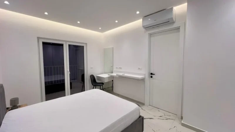 Me Qera : 1+1📍Zogu i Zi (Prane Ring Center) - 73.000 Lek - S.70m² - Pllt.V 2025 || I Pabanuar me Parë & Arreduar me Arkitekt✨️