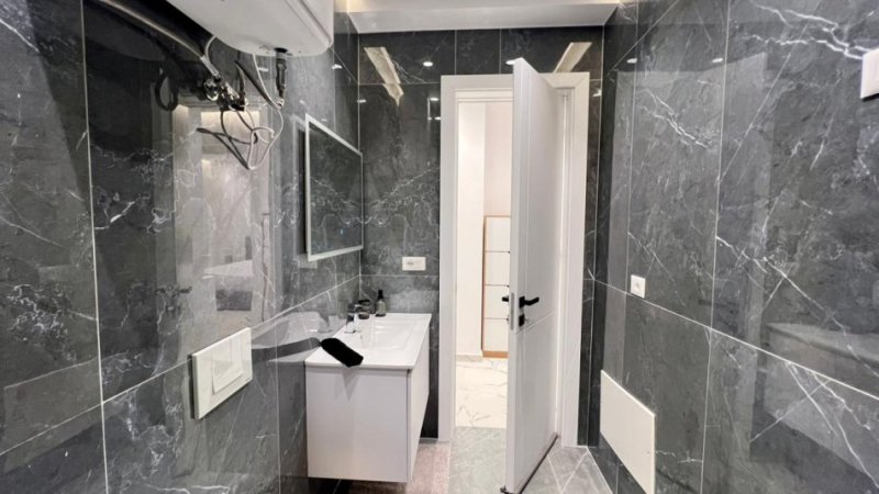 Apartament me Qera Zogu i Zi Ring Center (2).jpeg