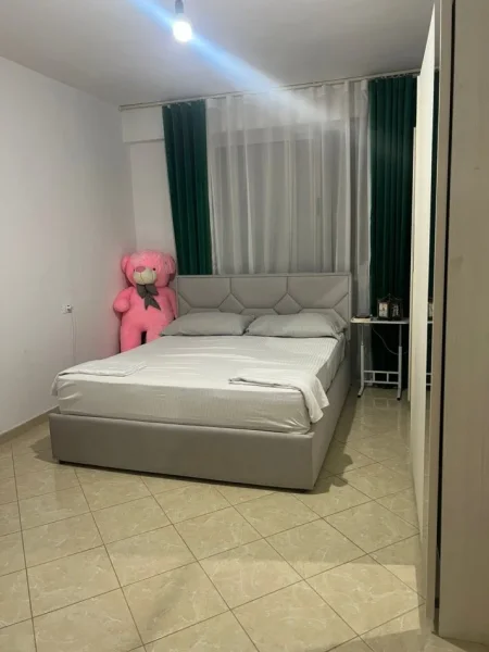 Tirane, shes apartament 2+1+Ballkon Kati 7, 126 m² 140.000 € (Rruga teodor keko)