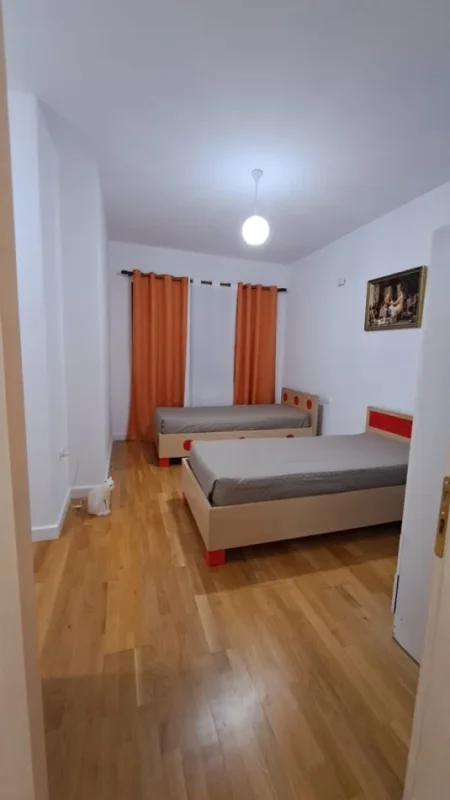Tirane, jepet me qera apartament 2+1 Kati 3, 110 m² 600 € (ASTIR)