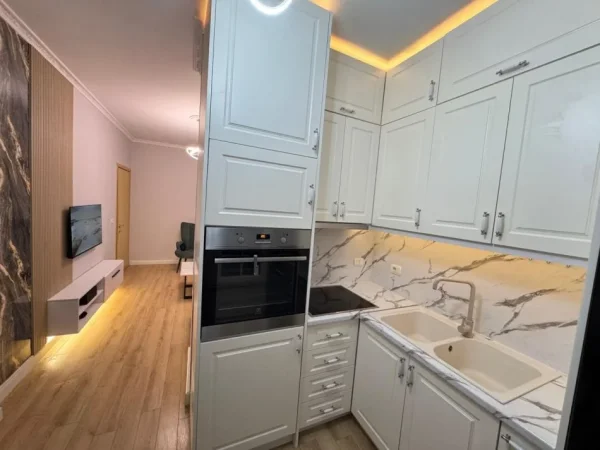 Tirane, shitet apartament 1+1 Kati 2, 57 m² 125.000 € (Kodra e Diellit)