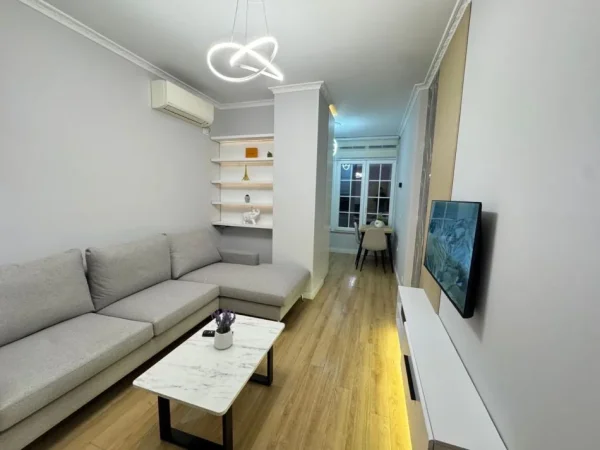 Tirane, shitet apartament 1+1 , 57 m² 125.000 € (Kodra e diellit)