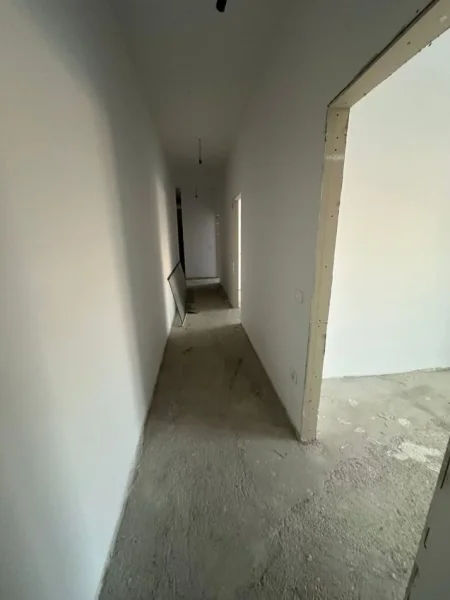 Tirane, shitet apartament 2+1 , 148 m² 369.000 € (Ali demi)