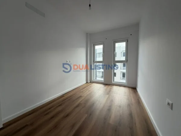 Tirane, shitet apartament 3+1 Kati 6, 133 m² 139.900 € (Paskuqan)