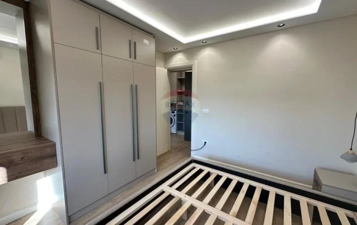 Tirane, shitet apartament 1+1 Kati 3, 47 m² 138.000 € (Rr. Muhamet Gjollesha)