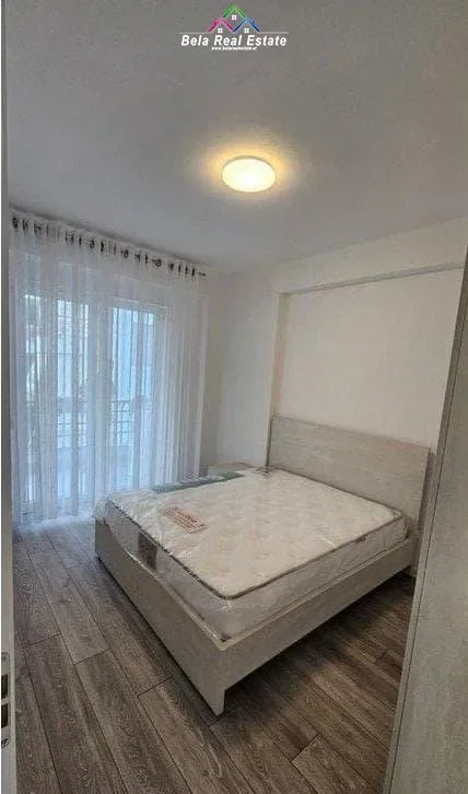 Tirane, jepet me qera apartament 2+1 Kati 3, 82 m² 600 € (Liqeni i Thate)