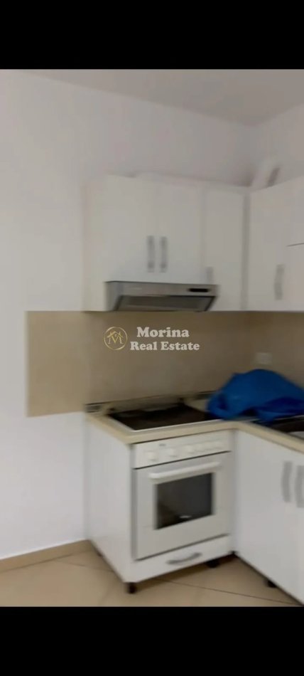 Tirane, jepet me qera apartament 1+1 Kati 4, 73 m² 450 € (Ish Fusha e Aviacionit)