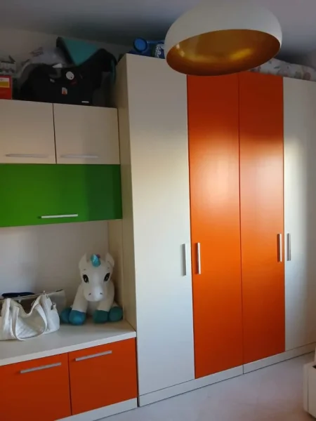 Tirane, jepet me qera apartament 2+1 Kati 2, 95 m² 900 € (Rruga Marko Bocari)