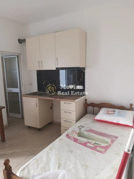 Tirane, jepet me qera garsonier Kati 2, 40 m² 300 € (Qytet Studenti)