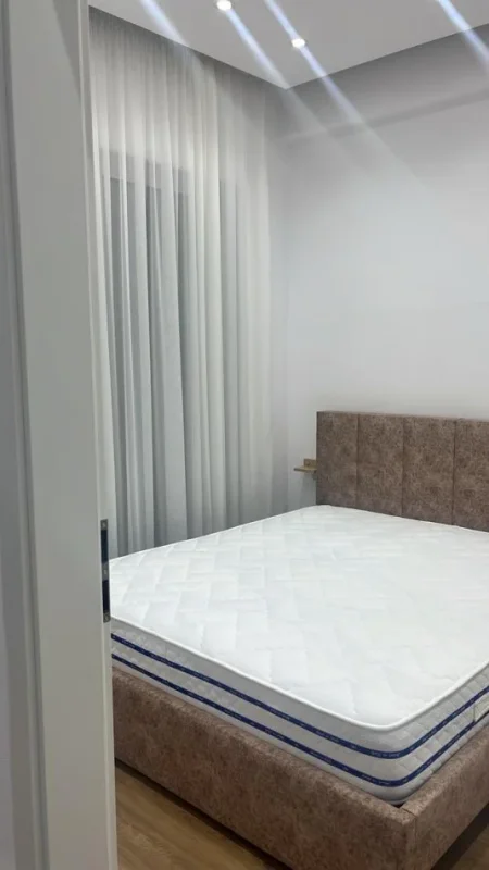 Tirane, jepet me qera apartament 1+1 Kati 2, 60 m² 450 € (Kompleksi Mangalem)