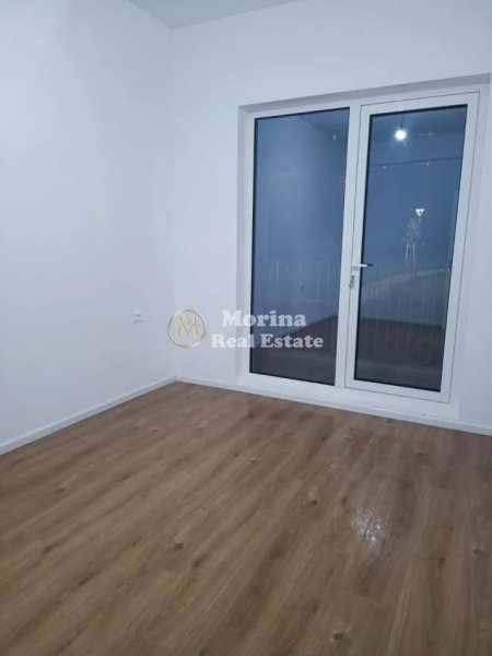 Tirane, jepet me qera apartament 1+1 Kati 2, 54 m² 350 € (Fresku)