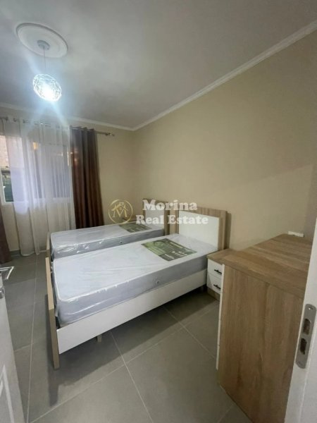 Tirane, jepet me qera shtepi 1+1 Kati 1, 65 m² 400 € (Laprake)
