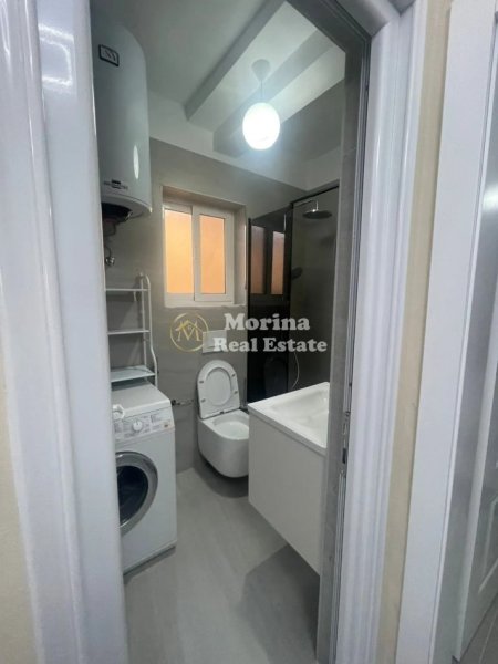 Tirane, jepet me qera shtepi 1+1 Kati 1, 65 m² 400 € (Laprake)