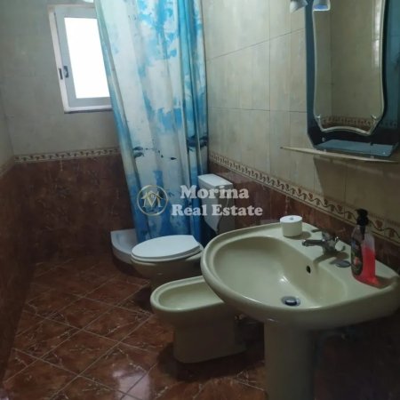 Tirane, jepet me qera apartament 2+1 Kati 1, 100 m² 550 € (Sheshi Willson)