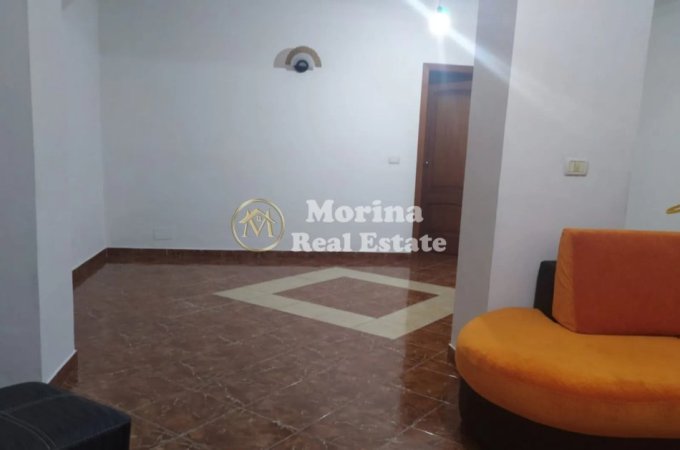Tirane, jepet me qera apartament 2+1 Kati 1, 100 m² 550 € (Sheshi Willson)