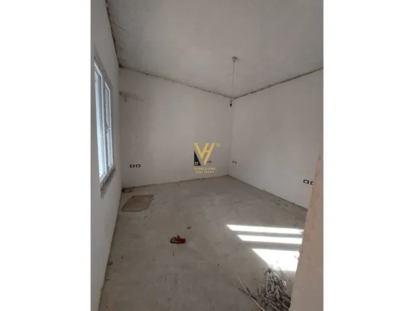 Tirane, jepet me qera Vile 3+1 Kati 0, 134 m² 2.000 € (MOZAIKU)