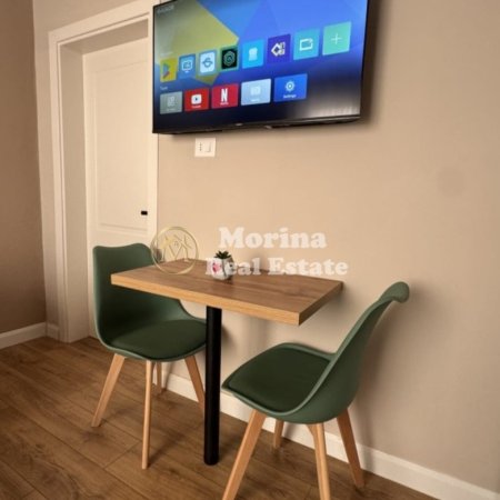 Tirane, jepet me qera apartament 2+1+Ballkon Kati 2, 80 m² 1.200 € (Rruga e Durresit)