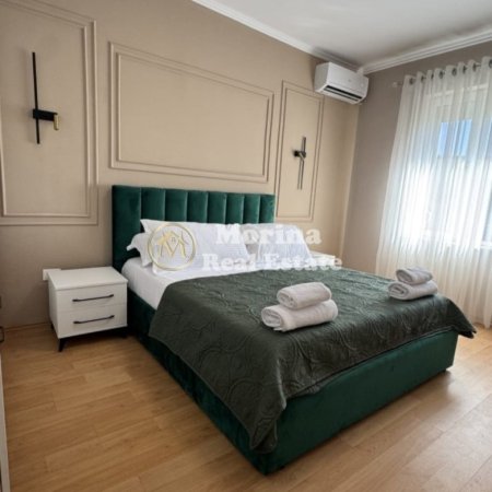 Tirane, jepet me qera apartament 2+1+Ballkon Kati 2, 80 m² 1.200 € (Rruga e Durresit)