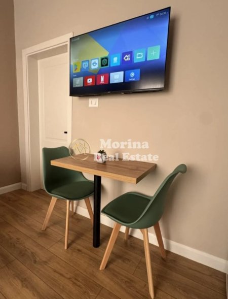 Tirane, jepet me qera apartament 2+1+Ballkon Kati 2, 80 m² 1.200 € (Rruga e Durresit)