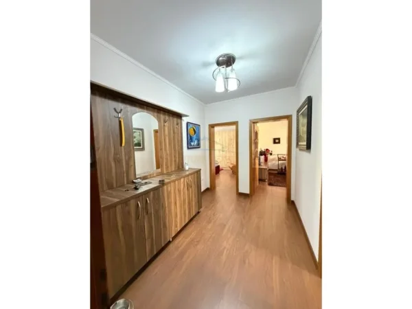 Tirane, shitet apartament 1+1 Kati 6, 63 m² 130.000 € (Ambasada Amerikane, Rruga e Elbasanit, Tiranë)