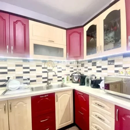 Tirane, shitet apartament 1+1 Kati 4, 54 m² 92.000 € (Allias)