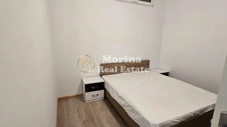 Tirane, jepet me qera shtepi 2+1 Kati 0, 90 m² 350 € (Sauk)