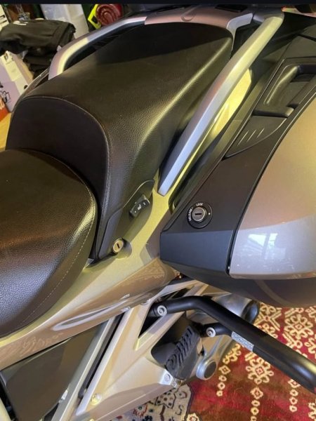 Durres, shes Tourer BMW RT1200 , gri e erret 9.500 km 13.900 €