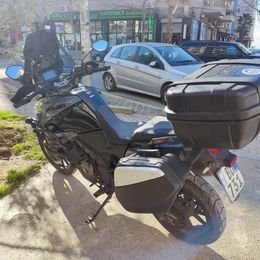 Durres, shes Enduro Suzuki VSTROM , gri e erret 45.000 km 8.800 €