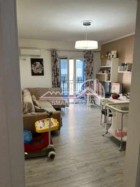 Vlore, shitet apartament 2+1 Kati 9, 80 m² 148.000 € 