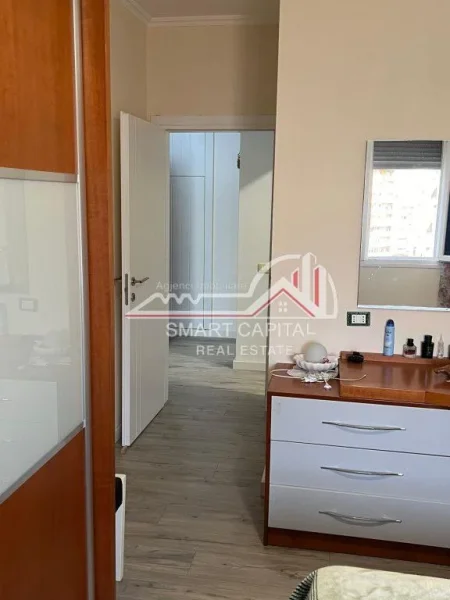 Vlore, shitet apartament 2+1 Kati 9, 80 m² 148.000 € 