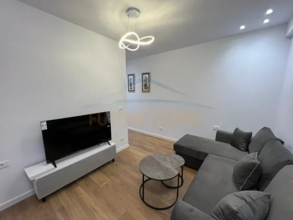Tirane, shitet apartament 1+1 Kati 2, 54 m² 145.000 € (Komuna e Parisit)
