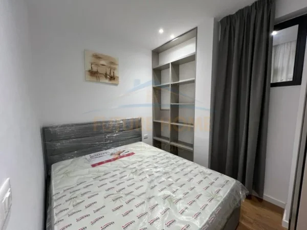 Tirane, shitet apartament 1+1 Kati 2, 54 m² 145.000 € (Komuna e Parisit)