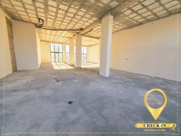 Tirane, shitet ambjent biznesi Kati 0, 270 m² 350.000 € (Rruga Industriale)