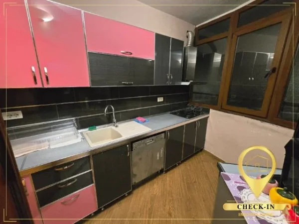 Tirane, shitet apartament 2+1+Aneks+Ballkon Kati 5, 85 m² 205.000 € (Komuna e Parisit)
