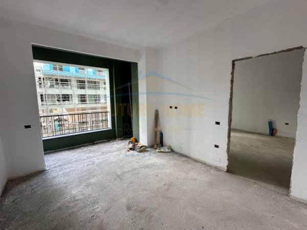 Tirane, shitet apartament 1+1+Ballkon Kati 1, 80 m² 120.000 € (Porcelan)