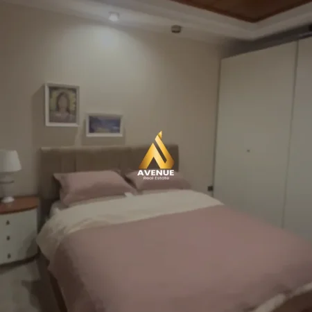 Tirane, shitet apartament 2+1+Ballkon Kati 7, 112 m² 360.000 € (rruga e barrikadave)