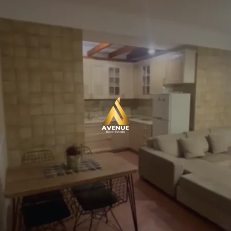 Tirane, shitet apartament 2+1+Ballkon Kati 7, 112 m² 360.000 € (rruga e barrikadave)