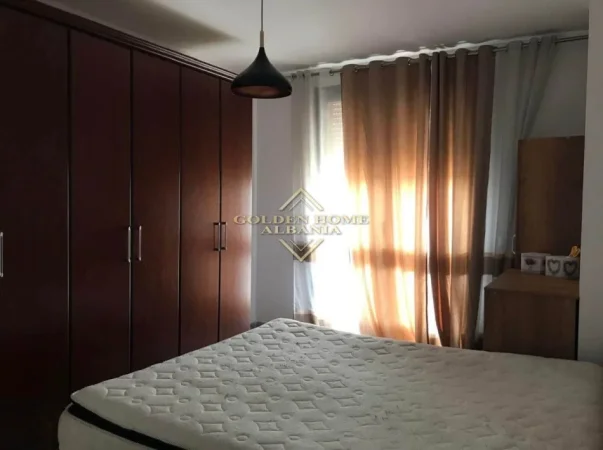 Tirane, jepet me qera apartament 2+1 Kati 4, 103 m² 600 € 