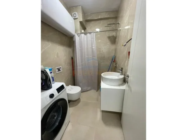 Tirane, shitet apartament 1+1 Kati 2, 73 m² (Liqeni i That)