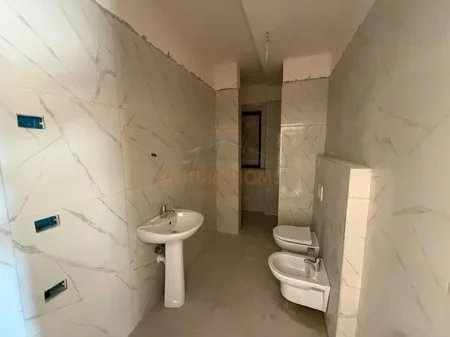 Tirane, shitet apartament 1+1 Kati 9, 81 m² 107.730 € 