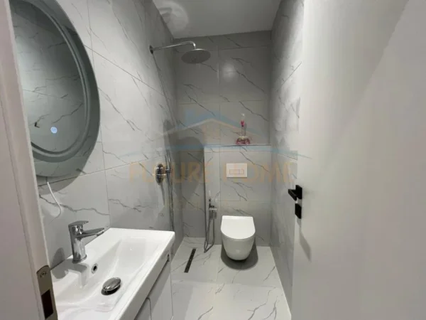 Tirane, shitet apartament 1+1 Kati 2, 45 m² 140.000 €