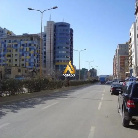 Tirane, shitet garazh | post parkimi Kati -1, 18 m² (rruga e kavajes)