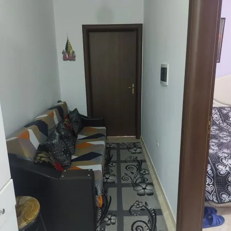 Pogradec, shitet apartament 1+1+Ballkon Kati 4, 77 m² 100.000 € (Rruga rinia)