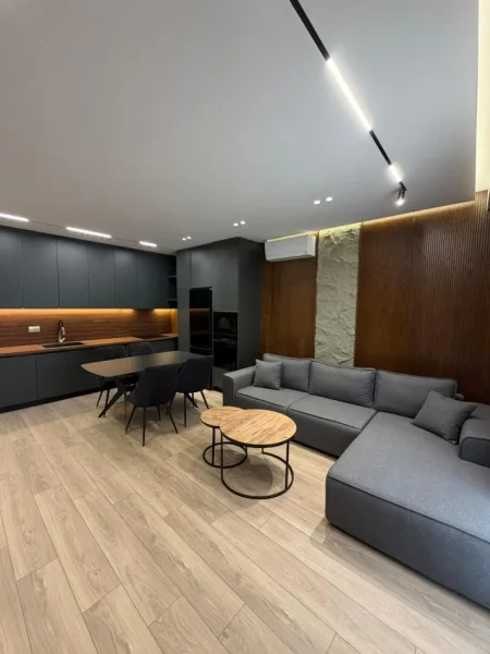 Tirane, jepet me qera apartament 1+1+Ballkon Kati 10, 76 m² 1.000 € (Zogu i Zi)