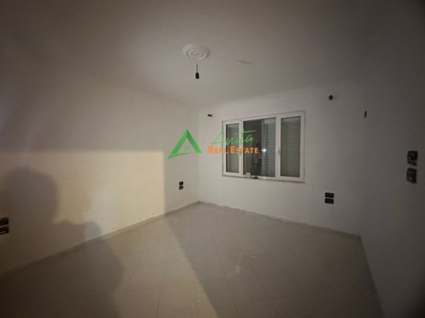 Tirane, jepet me qera apartament 1+1 Kati 1, 58 m², 27000 Leke (Ali Demi)