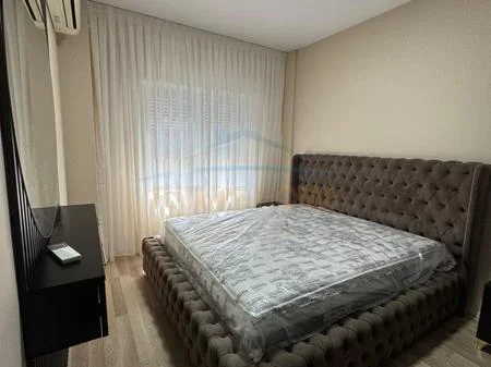 Tirane, jepet me qera apartament 2+1+Ballkon Kati 6, 131 m² 1.100 € (Zogu i Zi)
